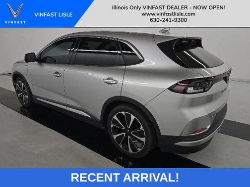 2023 VinFast VF 8 Plus