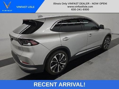 2023 VinFast VF 8 Plus