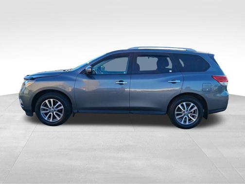 Gun Metallic 2015 Nissan Pathfinder SV