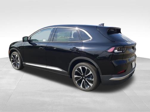 2025 VinFast VF 8 Plus
