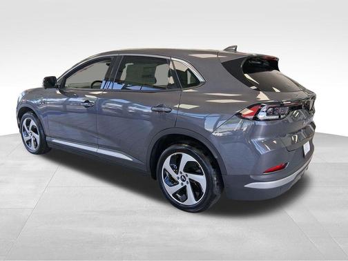 Neptune 2025 VinFast VF 8 Eco