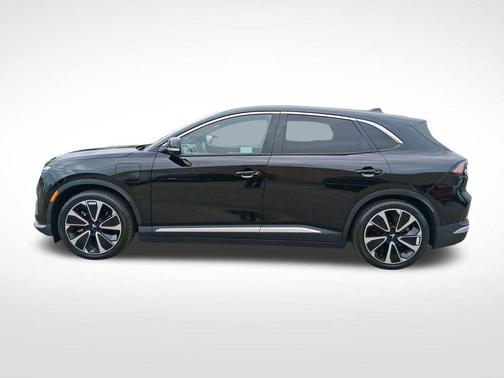 Jet Black 2023 VinFast VF 8 Plus