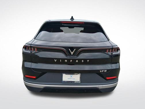 Jet Black 2023 VinFast VF 8 Plus
