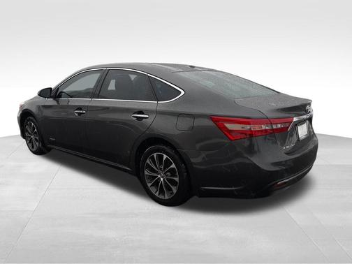 2016 Toyota Avalon Hybrid XLE Plus
