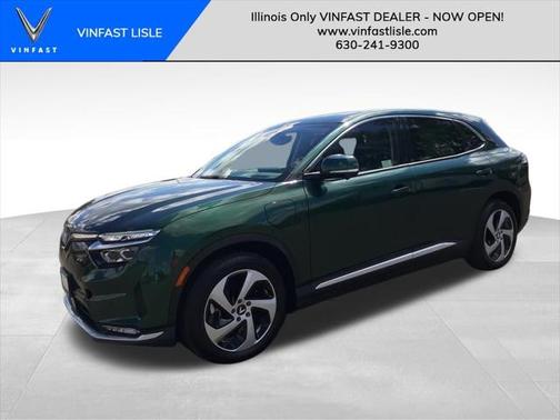 2025 VinFast VF 8 Eco