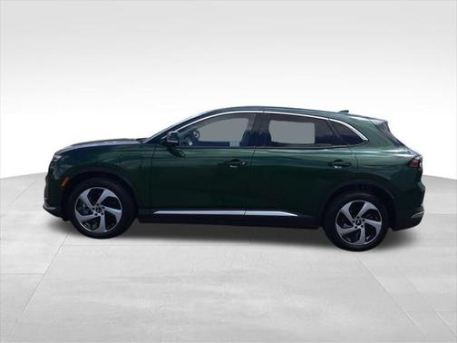 2025 VinFast VF 8 Eco