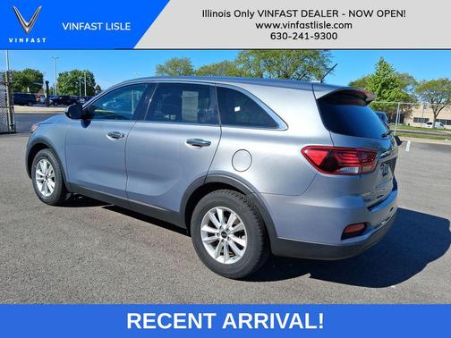 Everlasting Silver 2020 Kia Sorento LX