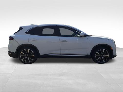 2023 VinFast VF 8 Plus