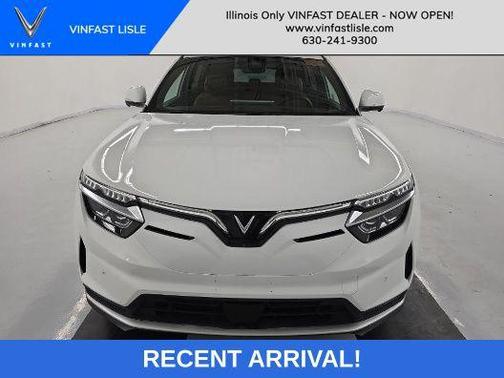 2023 VinFast VF 8 Plus