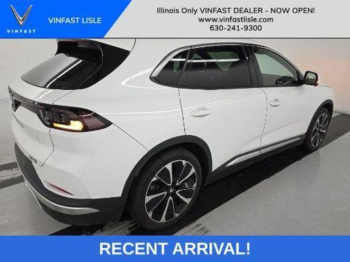 2023 VinFast VF 8 Plus