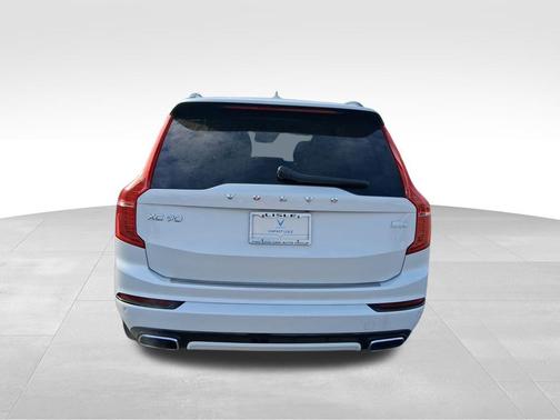 2021 Volvo XC90 Recharge Plug-In Hybrid T8 R-Design 7 Passenger