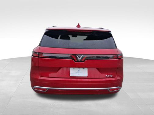 2024 VinFast VF 9 Plus