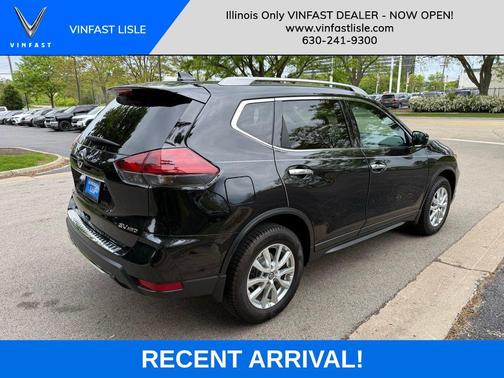 Magnetic Black 2018 Nissan Rogue SV
