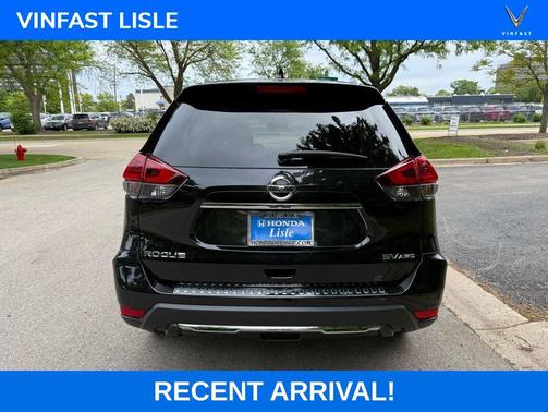 Magnetic Black 2018 Nissan Rogue SV