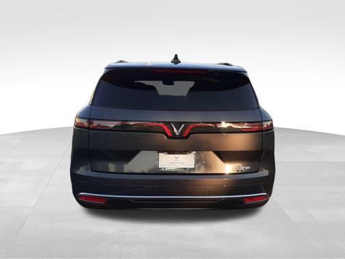 2024 VinFast VF 9 Plus