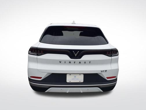 2023 VinFast VF 8 Plus
