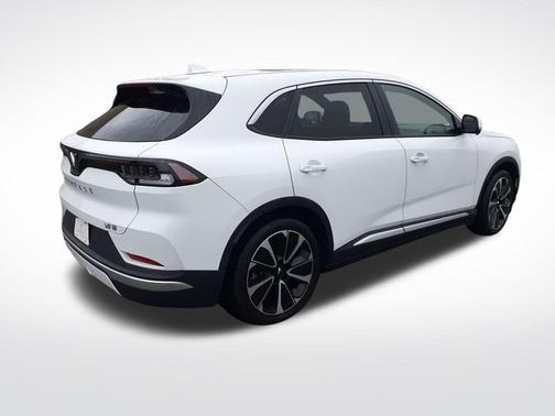 2023 VinFast VF 8 Plus