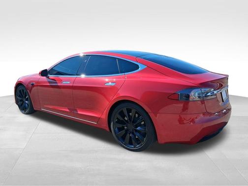 2021 Tesla Model S Long Range