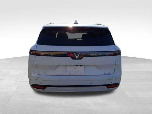 2024 VinFast VF 9 Plus