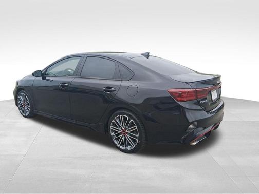 Aurora Black 2023 Kia Forte GT