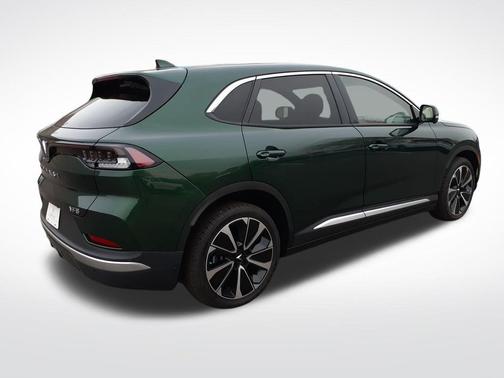 2023 VinFast VF 8 Plus