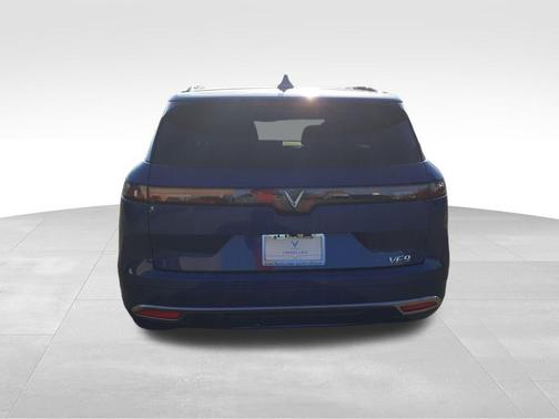 2024 VinFast VF 9 Plus