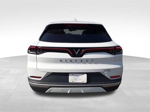2023 VinFast VF 8 Plus