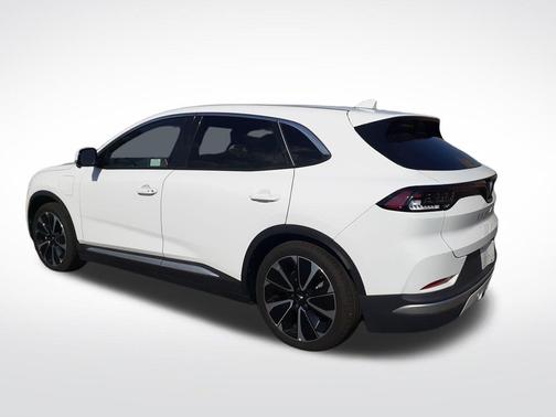 2023 VinFast VF 8 Plus