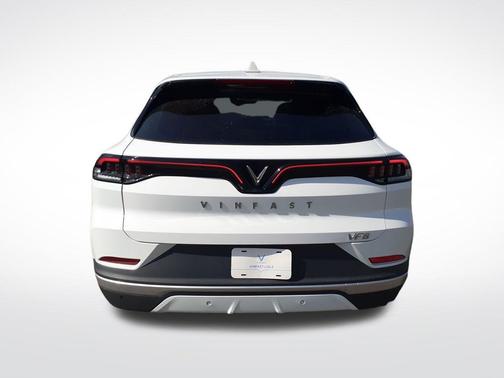 2023 VinFast VF 8 Plus