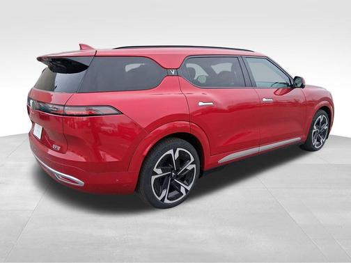 2024 VinFast VF 9 Plus