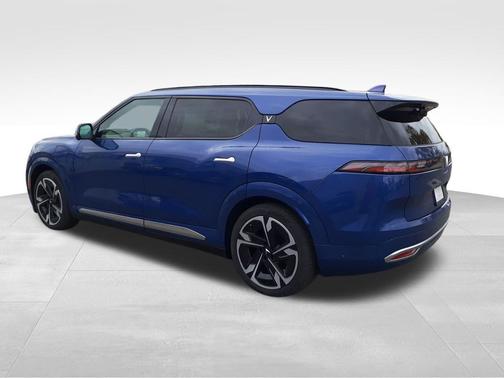 2024 VinFast VF 9 Plus