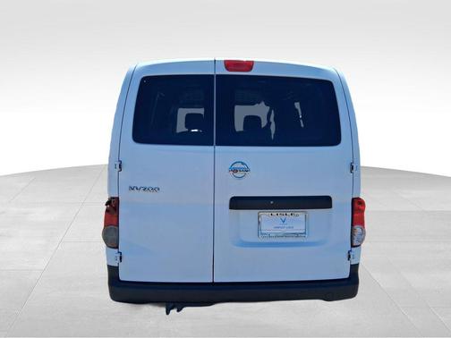Fresh Powder 2016 Nissan NV200 S
