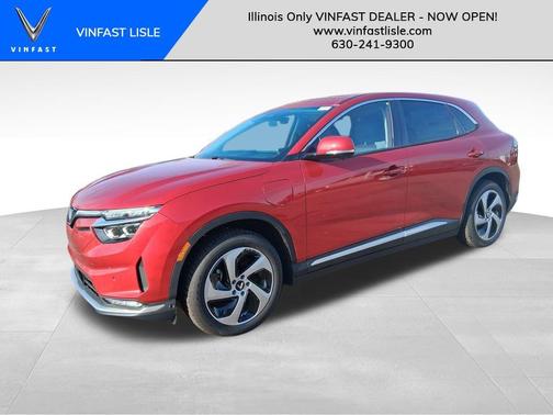 2025 VinFast VF 8 Eco