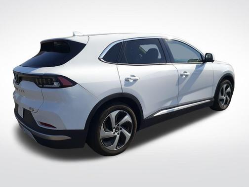 2023 VinFast VF 8 Eco