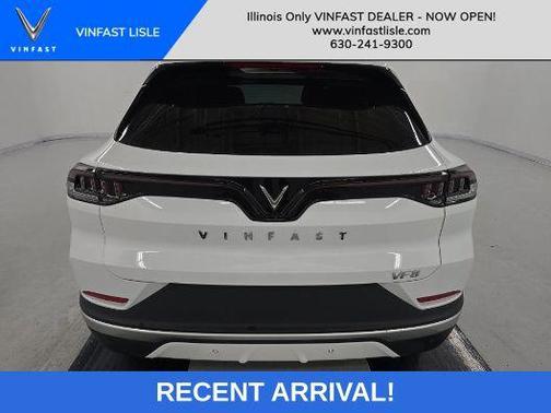2023 VinFast VF 8 Eco