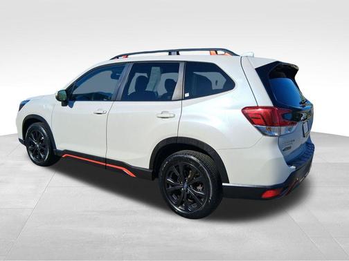 Crystal White Pearl 2019 Subaru Forester Sport