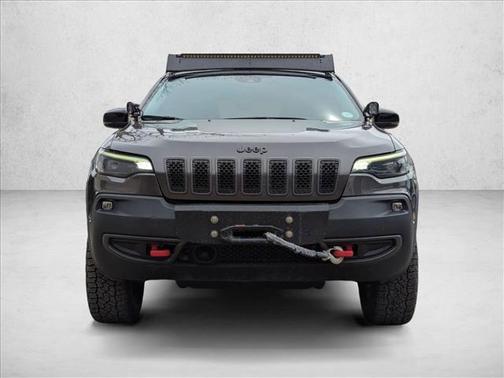 Granite Crystal Metallic Clearcoat 2022 Jeep Cherokee Trailhawk