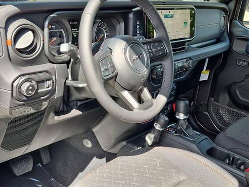 Granite Crystal Metallic Clearcoat 2026 Jeep Gladiator Mojave 4x4