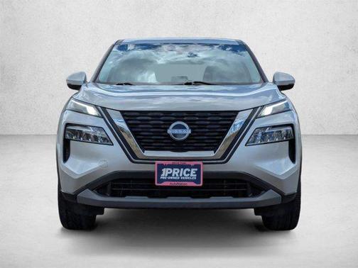 Brilliant Silver Metallic 2022 Nissan Rogue SV