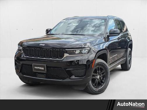 2025 Jeep Grand Cherokee Laredo