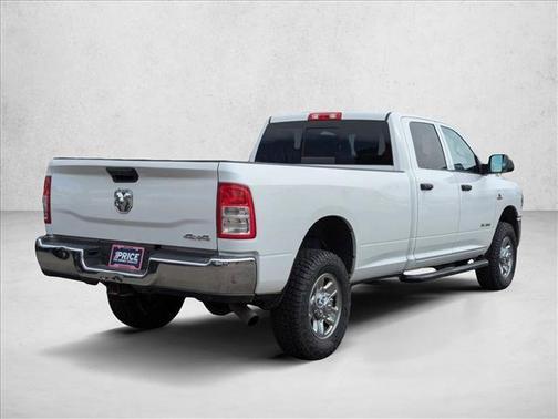 2022 RAM 2500 Tradesman Crew Cab 4x4 8' Box