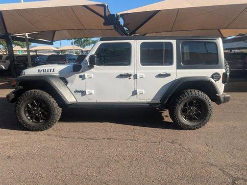 2025 Jeep Wrangler 4xe Willys