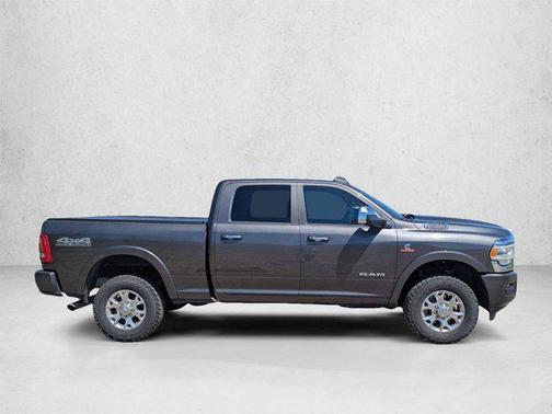 Granite Crystal Metallic Clearcoat 2022 RAM 2500 Laramie Crew Cab 4x4 6'4' Box