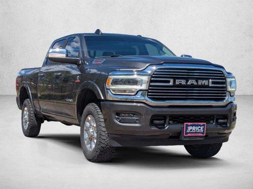 Granite Crystal Metallic Clearcoat 2022 RAM 2500 Laramie Crew Cab 4x4 6'4' Box