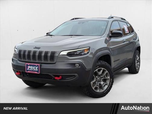 2023 Jeep Cherokee Trailhawk