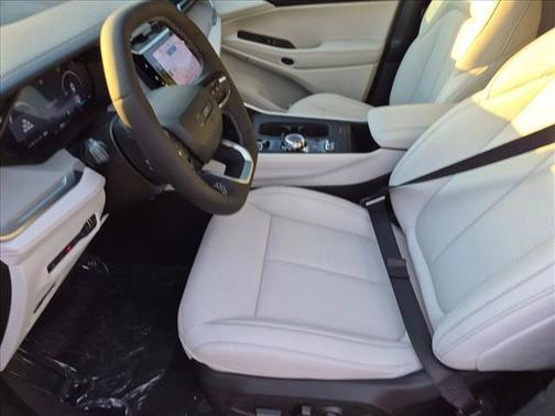 Bright White Clearcoat 2026 Jeep Cherokee Limited