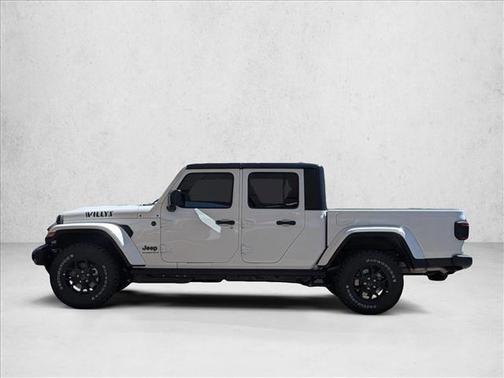 Bright White Clearcoat 2026 Jeep Gladiator Willys 4x4
