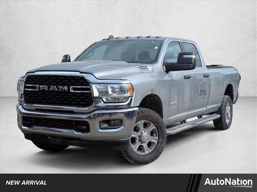 2023 RAM 2500 Big Horn Crew Cab 4x4 8' Box