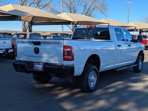 2023 RAM 2500 Tradesman Crew Cab 4x4 8' Box