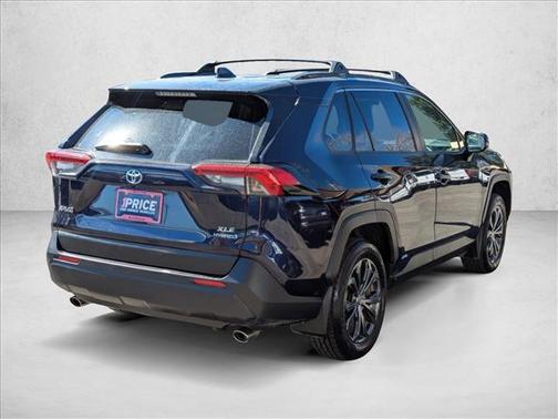 2023 Toyota RAV4 Hybrid XLE Premium